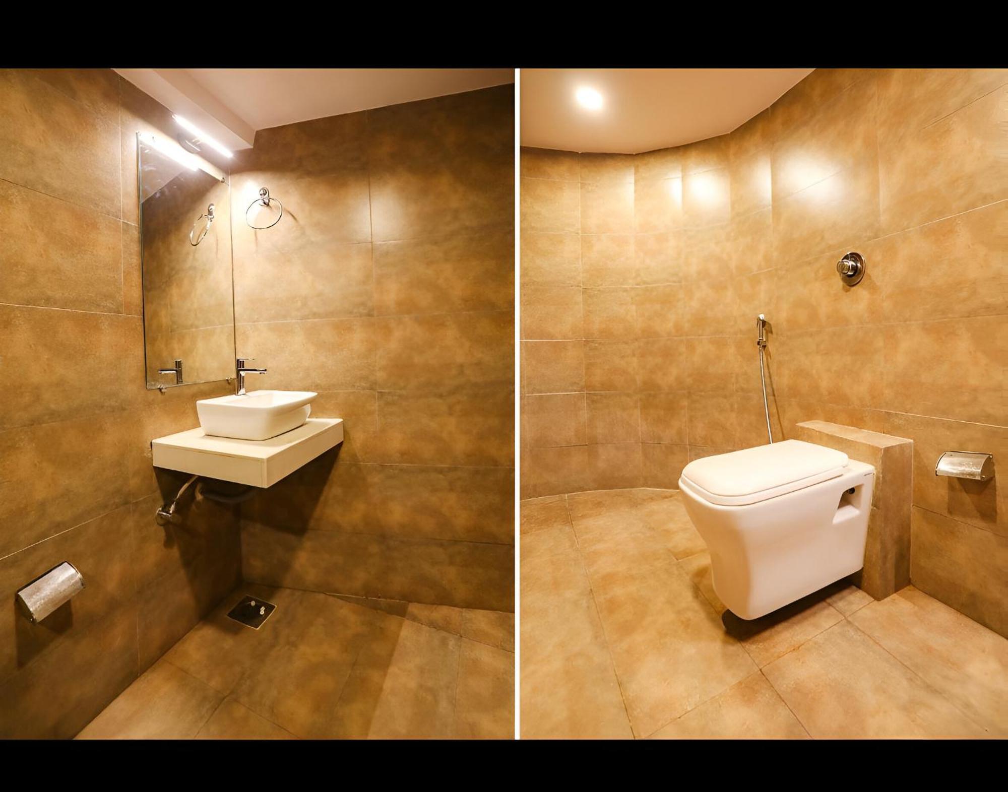 Glitz The Rio - Nr Solitaire Corporate Business Park * Bombaj